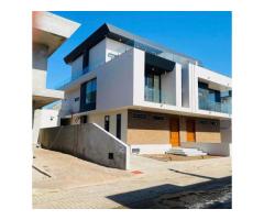 VENDE-SE moradia T4 no Triunfo