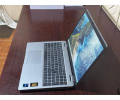 Laptop Dell latitude , 13TH Gen Core i7. - 4