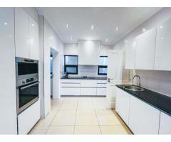 VENDE-SE moradia T4 na Julius Nyerere - 5
