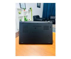 Laptop Lenovo ThinkPad P15s, i7 10Th Gen. TouchScreen - 3