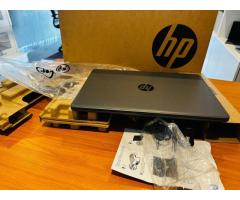 Notebook HP G9, 12TH Gen Selado. Garantia 1ano+recibo - 2