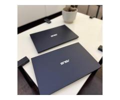 Asus ExpertBook Core i3  13th Geração novos fora da caixa - 2