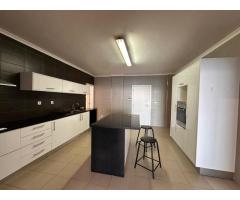 Arrendo apartamento t3 na polana condomínio panorama  com vista ao mar