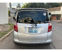 Toyota Ractis 2007