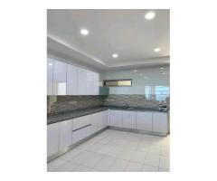Arrenda-se Luxuoso Apartamento T4 no Maputo Beach front - 3
