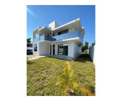 Arrenda-se Luxuosa Moradia T4 no chiango