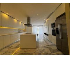 Arrenda-se Luxuoso Apartamento T4 mobilado no condomínio Palmar Residence