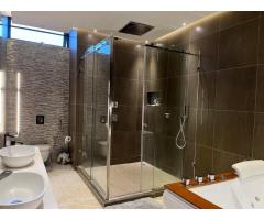 Vende-se Luxuosa Moradia T4 em Laulane - 2