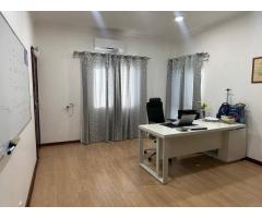 Vende-se Luxuosa Moradia moderna T5 na Machava - 5