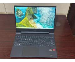 Hp Victus Gaming 15-fb0xxx AMD Ryzen 5 5600H 3.3ghz, 1TB de SSD, 16GB de RAM - 2