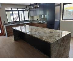 Arrenda-se Luxuosa Moradia T5 na sommerschield II - 6