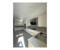 Vende-se Luxuosa Moradia T4 no triunfo novo - 5