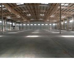 Arrenda-se Magnífico Armazém no chiango circular