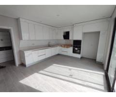 Vende-se um apartamento tipo 3 na Sommerschield no condomínio Vila Antúrio - 2