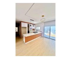 Arrenda-se luxuosa vivenda T3 no condomínio casa jovem