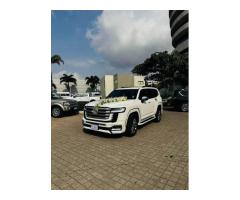 Viaturas de Luxo Disponíveis para Aluguer. Marque já sua Reserva