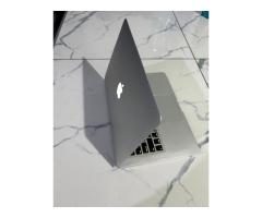 MacBook - 2