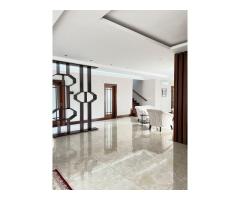 Arrenda-se Luxuosa Moradia T4 mobilada no condomínio Garden sommerschield - 2