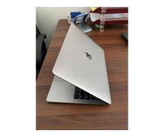 MacBook Pro - 3