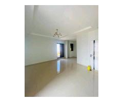 VENDE-SE Belíssima Moradia T6 no Mapulene - 2