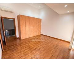 Arrenda-se Luxuosa Moradia T4 no condomínio Triunfo village - 5