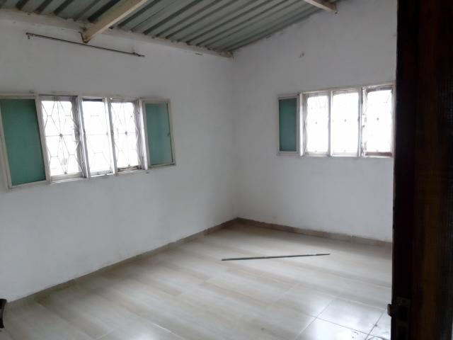 Arrendo Casa T.2 Costa do Sol Mapulene