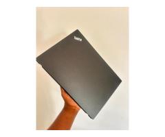 Lenovo ThinkPad T14 Gen2 AMD Ryzen 5 Pro 5650U 16GB RAM 512GB SSD 14” Gráfica 4GB - 3