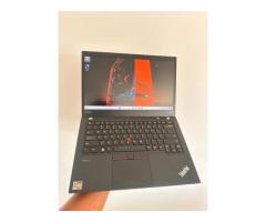 Lenovo ThinkPad T14 Gen2 AMD Ryzen 5 Pro 5650U 16GB RAM 512GB SSD 14” Gráfica 4GB - 4