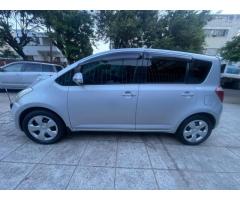 Toyota Ractis 2007 - 5