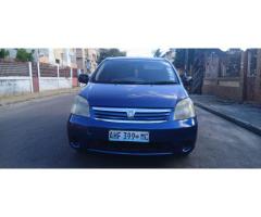 Toyota Raum
