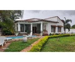 Vende-se vivenda T2 com piscina na Mozal ✅️