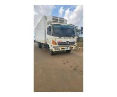 Camião frigorífico | Hino | Ranger | J08 | 10 Toneladas ✅️