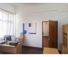 Vende-se apartamento com 411m² para escritório na Baixa - Maputo