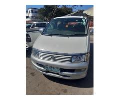 Toyota | Regius | Automático | Diesel | 7 Lugares ✅️