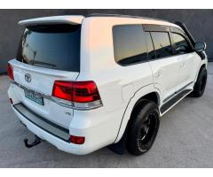 Toyota | Land Cruiser VX | 2020 | Diesel | V8 | 4x4 ✅️