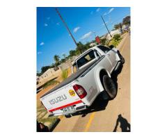 Isuzu | Go Big KB250 | 2010 | Cabine simples | 2.5 | 4x4 ✅️ - 5