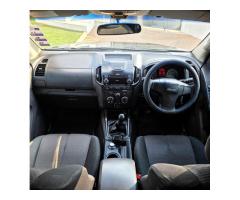 Isuzu | D-TEQ KB250 | 2014 | Manual | 2.5 | 4x4 ✅️ - 4