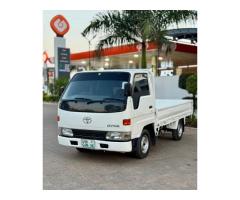 Toyota Dyna - 3