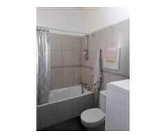 VENDE-SE APARTAMENTO T3, SUÍTE, POLANA PRÓXIMO AO MUNDO'S. - 6