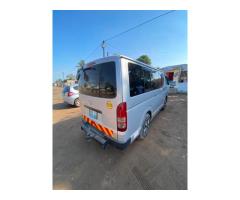 Toyota | Hiace - Quantum | 1kd | Automático | 15 Lugares ✅️ - 3
