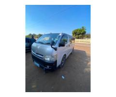 Toyota | Hiace - Quantum | 1kd | Automático | 15 Lugares ✅️ - 4