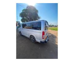 Toyota | Hiace - Quantum | 1kd | Automático | 15 Lugares ✅️ - 5