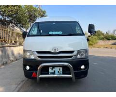 Toyota | Quantum GL | 1TR | Automático | 15 Lugares ✅️ - 3