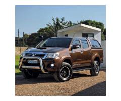 Toyota | Hilux Legend 45 | 2015 | Manual | Diesel | 4x4 ✅️ - 4