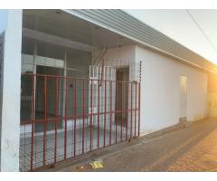 Arrenda-se loja com 60m² na Avenida Joaquim Chissano ✅️