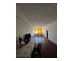 Vende-se apartamento T3 no Bairro Central - Pandora