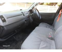 Toyota | Hiace - Quantum | 2kd | 15 Lugares ✅️ - 5