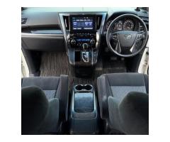 Toyota | Vellfire | 2015 | Automático | 2.5 | 8 Lugares ✅️ - 5