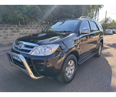 Toyota Fortuner Diesel - 2