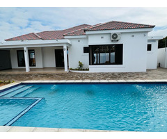 Vende-se luxuosa casa tp3 nova na Cidade da Matola.